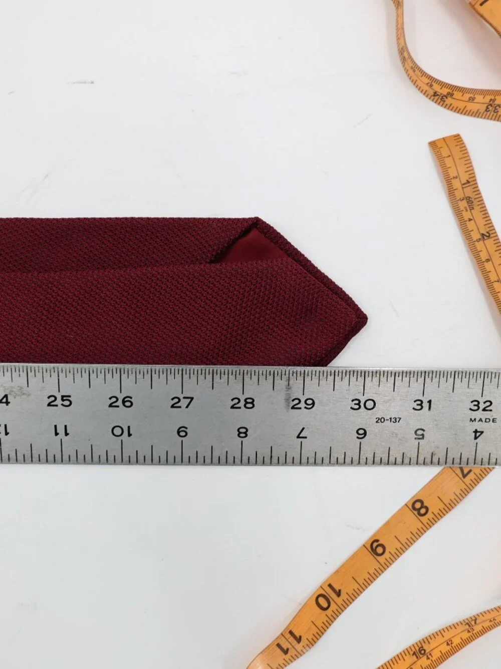 NWT Brioni Tie Men's w4 L60 knit Silk Necktie Hand Made in Italy Burgundy luxury